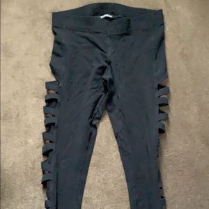 Express Leggings with cut out sides